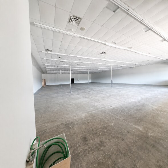 More Photos Of 1916 W Baseline Rd, Mesa Unknown For Lease