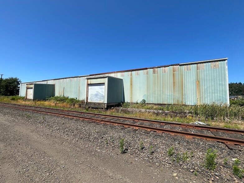More Photos Of 2600 Bay Ave, Hoquiam Warehouse For Lease