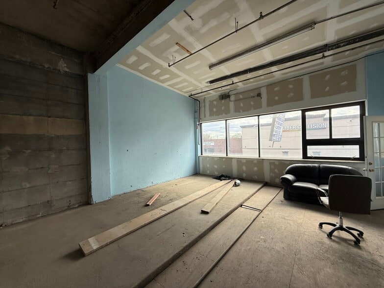 More Photos Of 2031-2035 Washington Ave, Philadelphia Freestanding For Lease