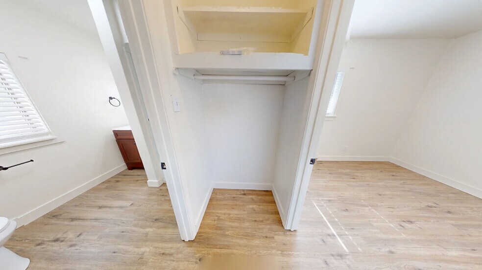 More Photos Of 2715 Twin View Blvd, Shasta Lake Multifamily For Sale