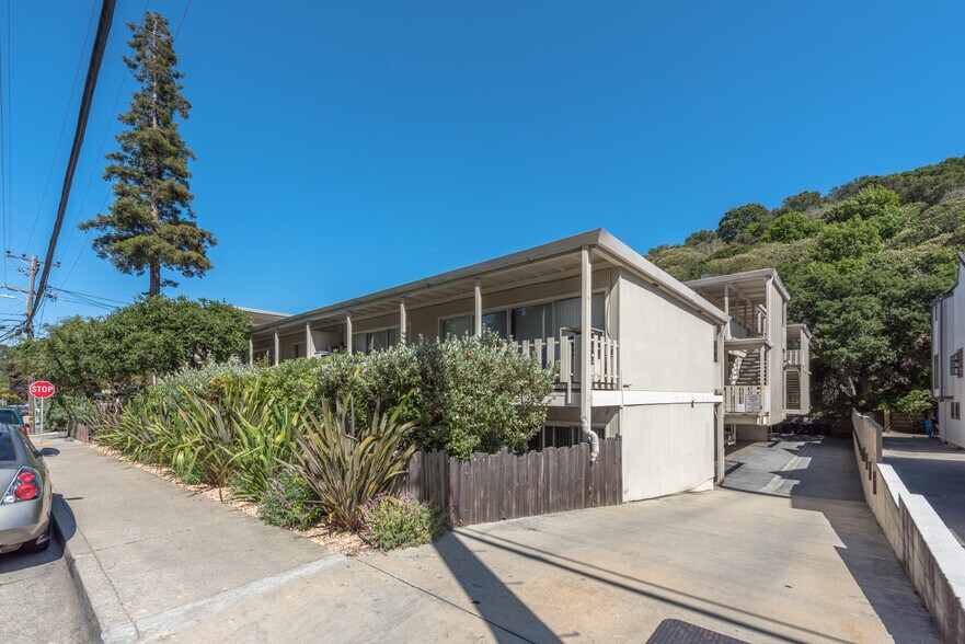 More Photos Of 2401 Carlmont Dr, Belmont Apartments For Sale