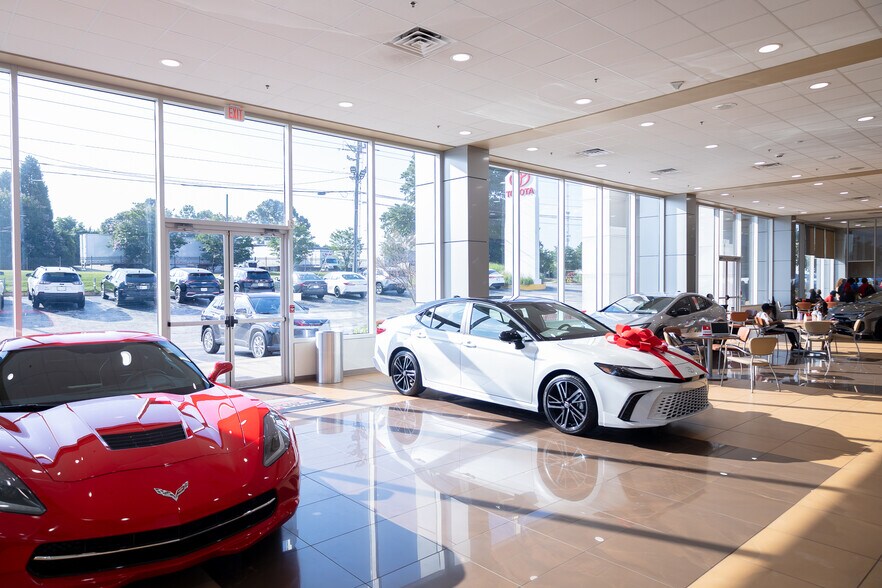 More Photos Of 6865 Jonesboro Rd, Morrow Auto Dealership For Sale