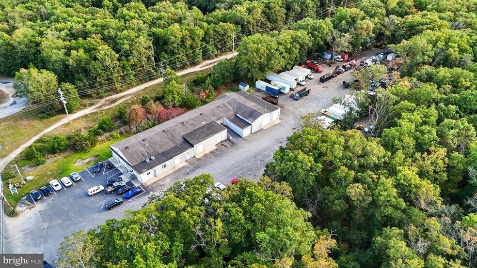 More Photos Of 534 Whitesville Rd, Jackson Service For Lease