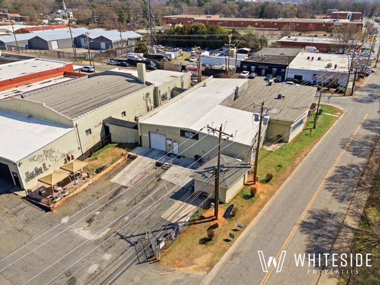 More Photos Of 908 Moretz Ave, Charlotte Industrial For Lease