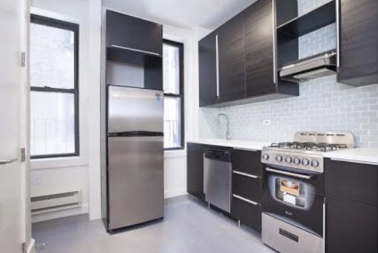 More Photos Of 1479 York Ave, New York Apartments For Lease