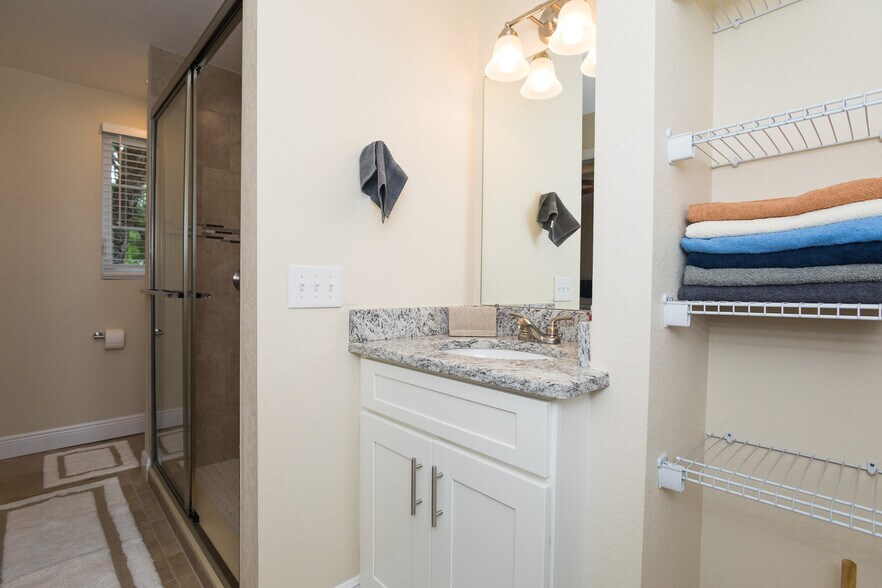More Photos Of 915 E Palmetto St, Lakeland Apartments For Sale