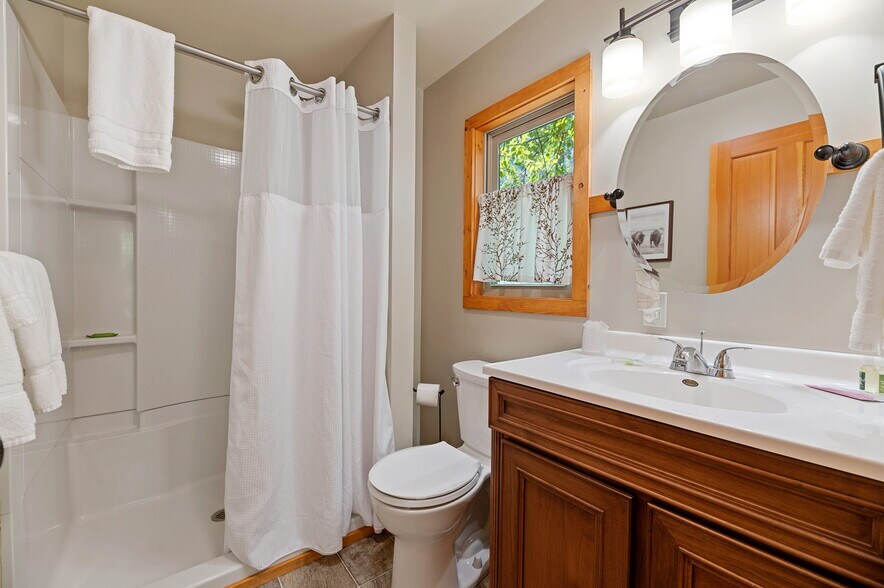 More Photos Of 10888 Rimrock Pl, Spearfish Hotel For Sale