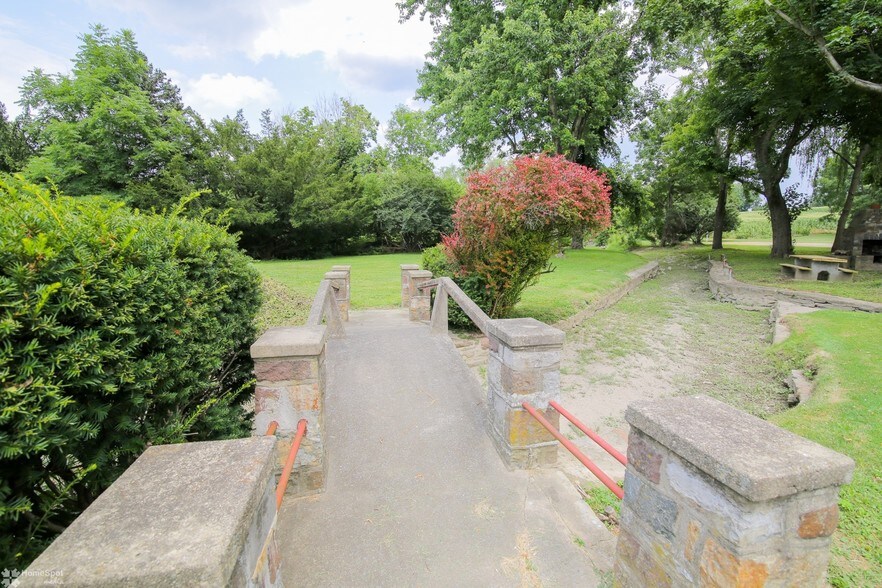 More Photos Of 3305 Municipal Dr, Whitehall Apartments For Sale