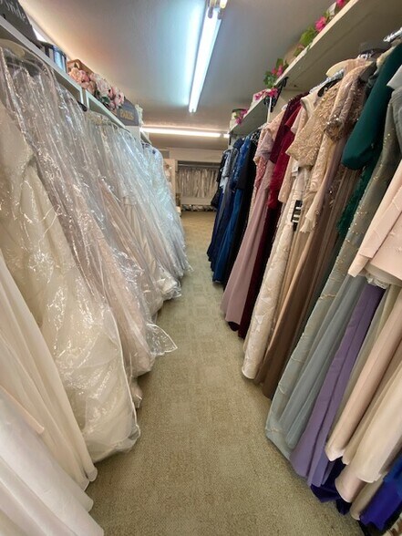 More Photos Of 7255 Glenview Dr, Richland Hills Freestanding For Sale