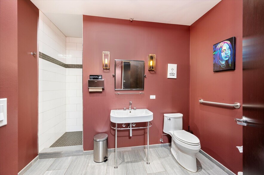 More Photos Of 7322 Madison Ave, Forest Park Storefront Retail Residential For Sale