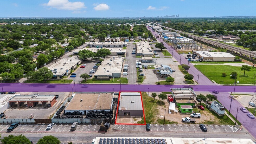 More Photos Of 131 N Story Rd, Irving Storefront For Sale