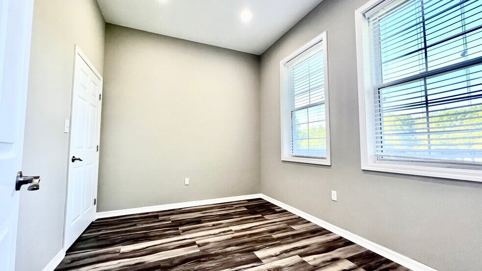 More Photos Of 11500 Atlantis Pl, Alpharetta Medical For Lease