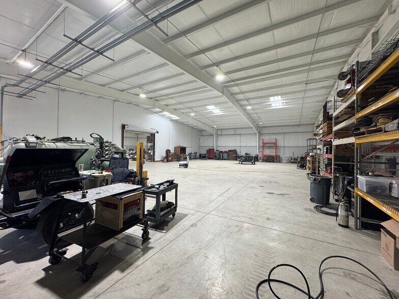 More Photos Of 120 Don Westbrook S Ave, Jasper Manufacturing For Sale