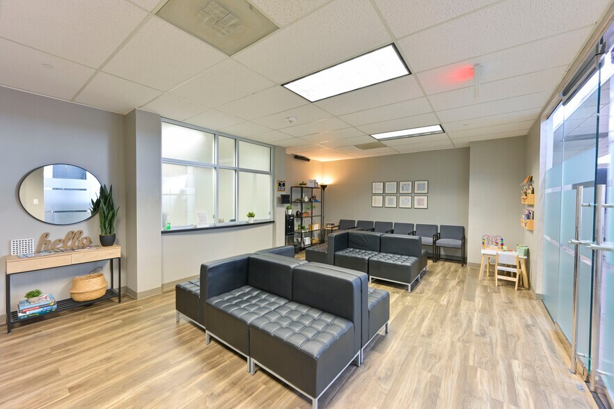 More Photos Of 4144 N Central Expy, Dallas Coworking Space