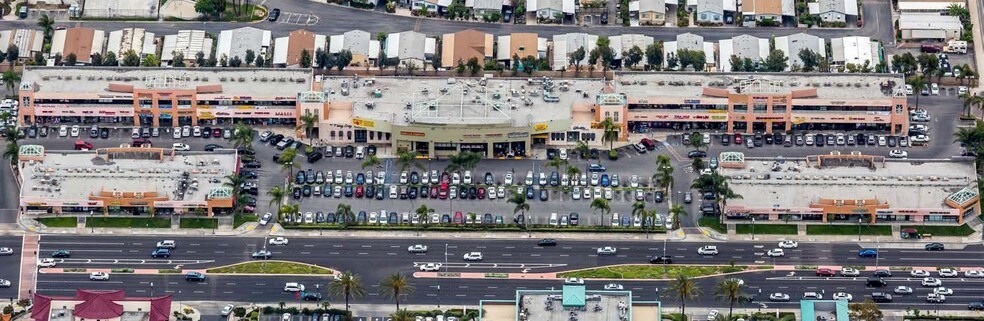 More Photos Of 9500-9600 Bolsa Ave, Westminster Storefront For Lease