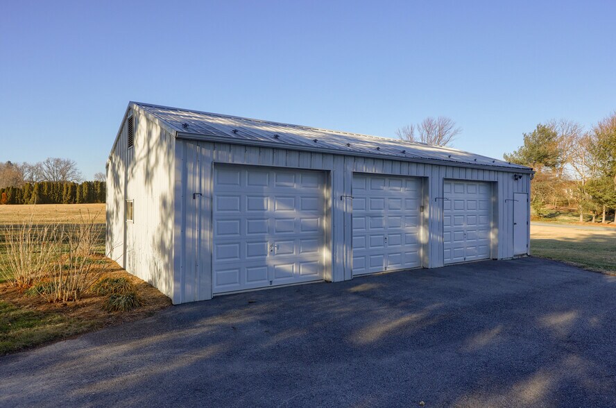 More Photos Of 121 Walnut Hill Rd, Millersville Religious Facility For Sale