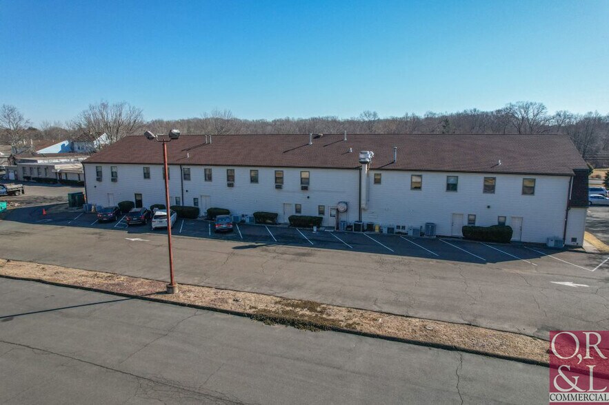 More Photos Of 1085-1113 S Main St, Cheshire, Ct, Cheshire Storefront Retail Office For Lease