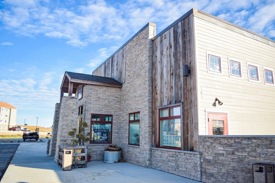 More Photos Of 901 Elm St, Tioga Freestanding For Sale