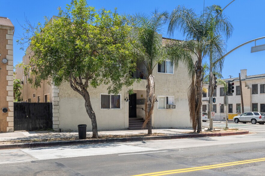 More Photos Of 600 N Soto St, Los Angeles Apartments For Sale