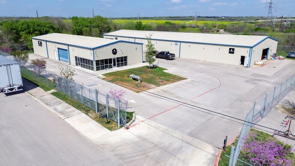 Primary Photo Of 10930 Gabriels Pl, San Antonio Showroom For Sale