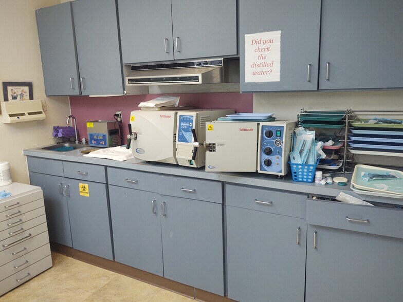 More Photos Of 12618-12620 Lake Ridge Dr, Woodbridge Medical For Lease