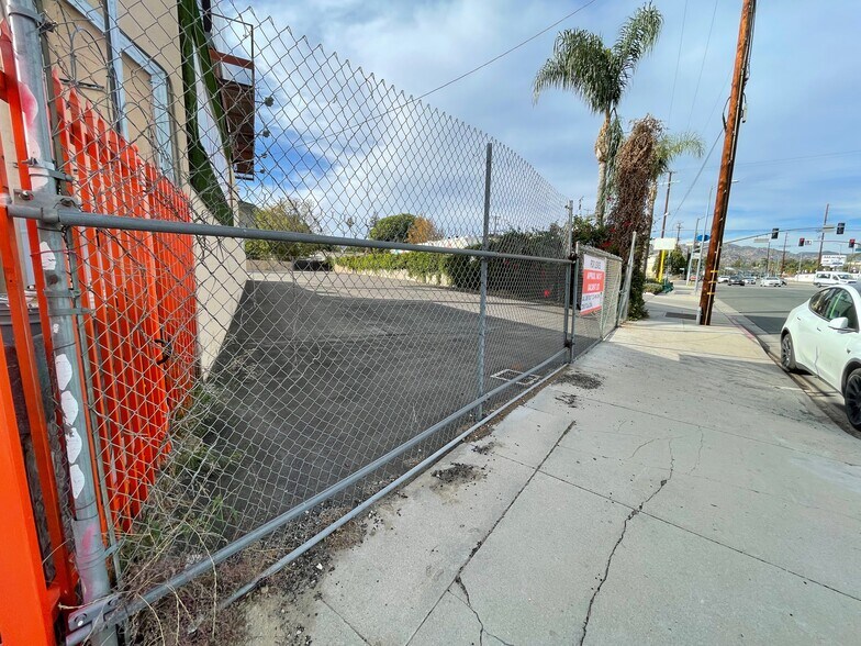 More Photos Of 9041 Topanga Canyon Blvd, Canoga Park Land For Lease