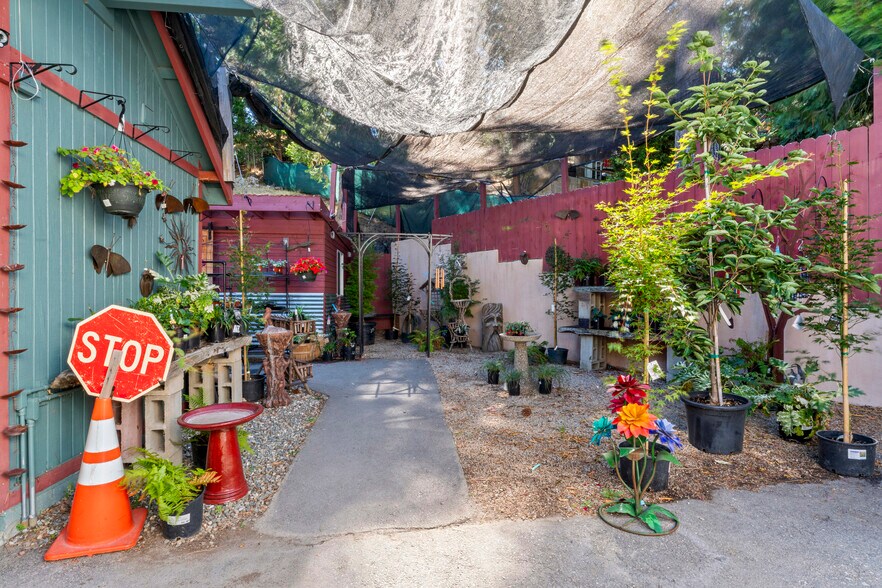 More Photos Of 303 CA-173 Hwy, Lake Arrowhead Garden Center For Sale
