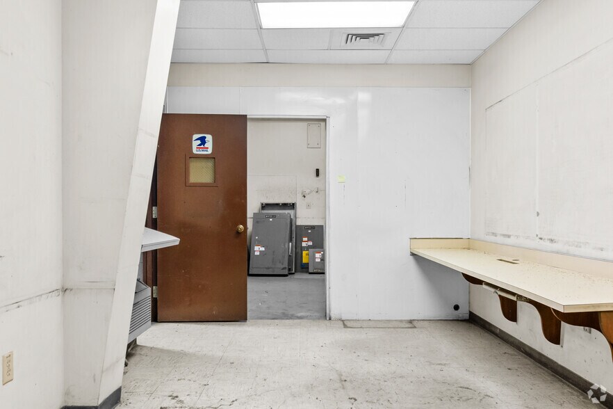 More Photos Of One Shenandoah Valley Dr, Strasburg Unknown For Lease