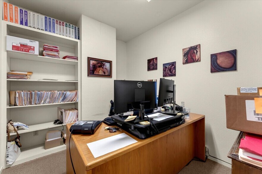 More Photos Of 1551 Hartnell Ave, Redding Office For Lease