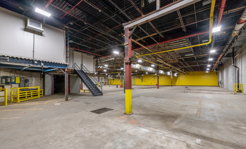 More Photos Of 46 Stafford St, Lawrence Unknown For Lease