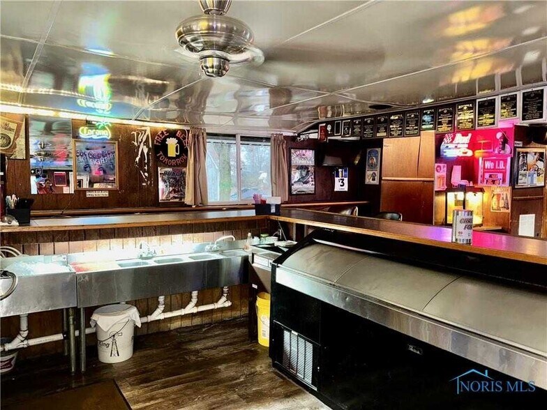 More Photos Of 14475 Power Dam Rd, Defiance Sports And Entertainment For Sale