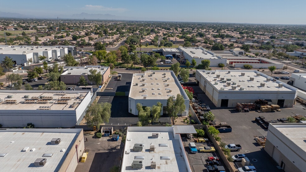 More Photos Of 240 N Sunway Dr, Gilbert Manufacturing For Lease