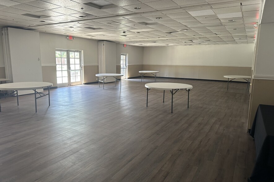 More Photos Of 1365 W Grant Rd, Tucson Hotel For Sale