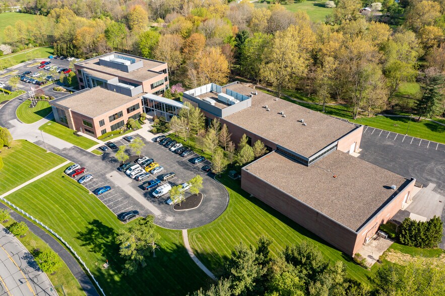 Primary Photo Of 7800 B Walton Pky, New Albany Unknown For Lease