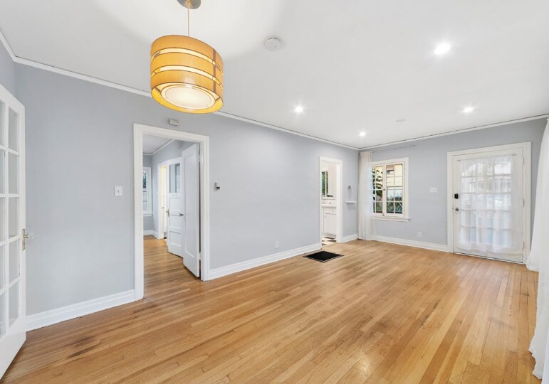 More Photos Of 615 S Columbus Ave, Glendale Apartments For Sale