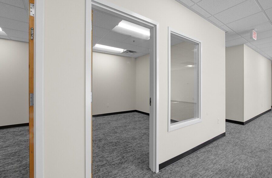 More Photos Of 2310 Charleston Regional Pky, Charleston Distribution For Lease