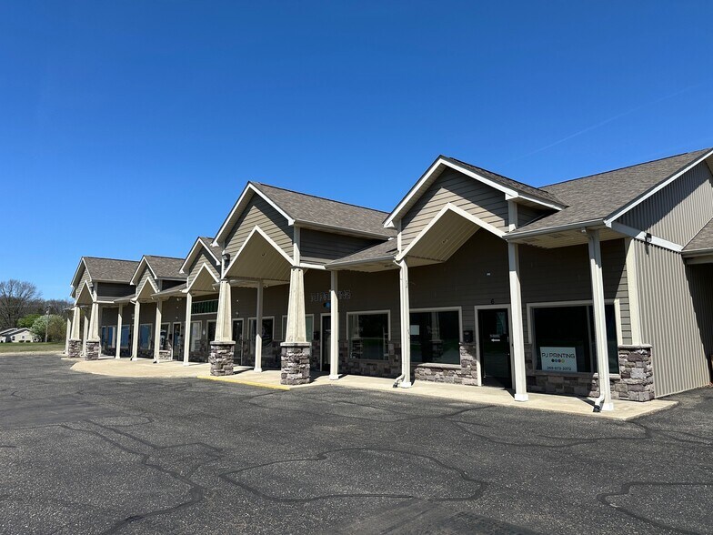 More Photos Of 633 Hooker Rd, Allegan General Retail For Sale