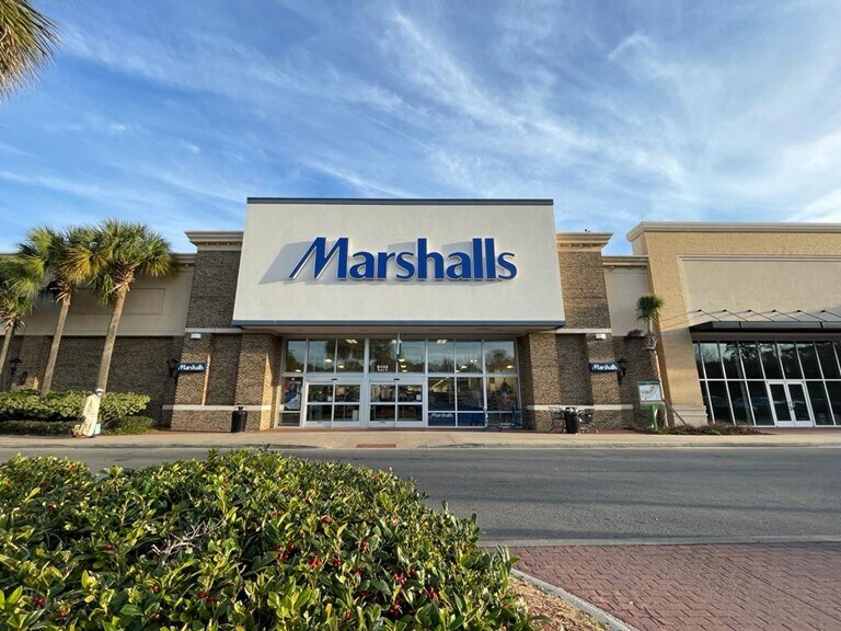 More Photos Of 8108 Abercorn St, Savannah Unknown For Lease