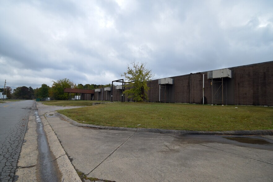 More Photos Of 6005 Scott Hamilton Dr, Little Rock Distribution For Sale