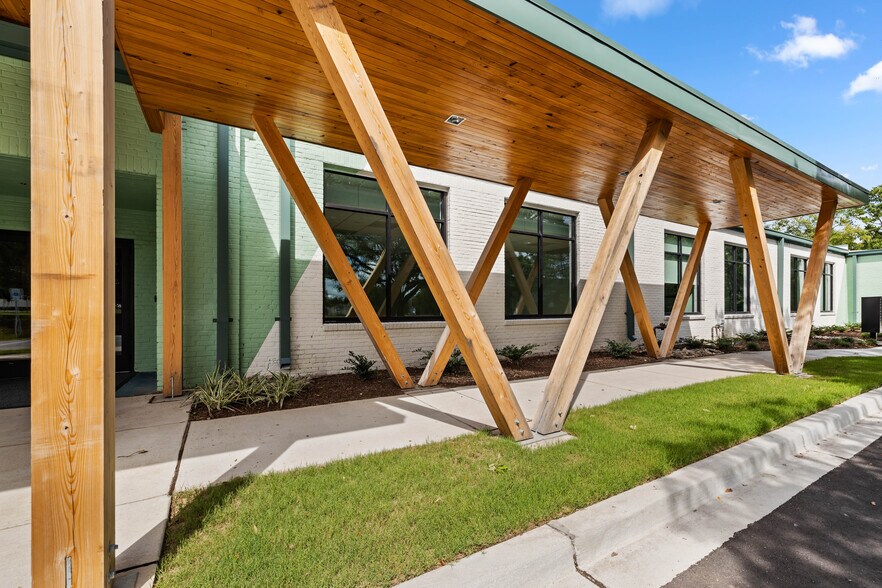 More Photos Of 5841 Rivers Ave, North Charleston Office For Lease