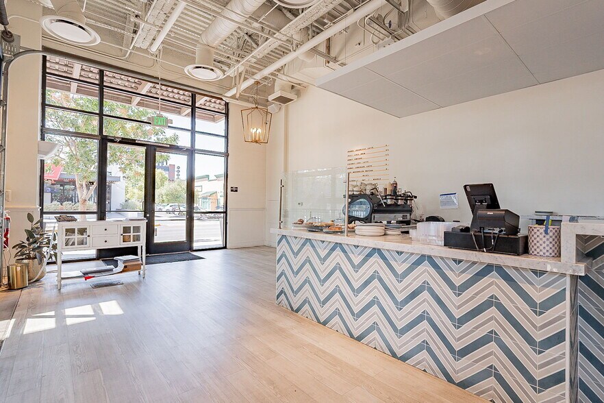 More Photos Of 313 N Gilbert Rd, Gilbert Storefront Retail Office For Sale