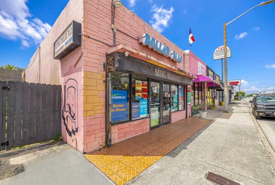 More Photos Of 3160-3158 NW 7th St, Miami Convenience Store For Sale