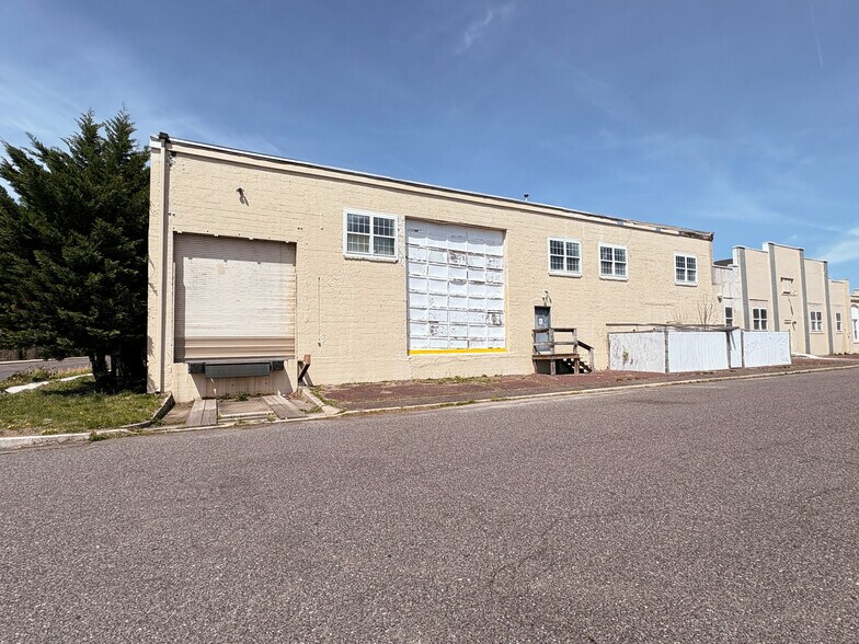 More Photos Of 801 Atlantic Ave, Egg Harbor City Light Distribution For Lease