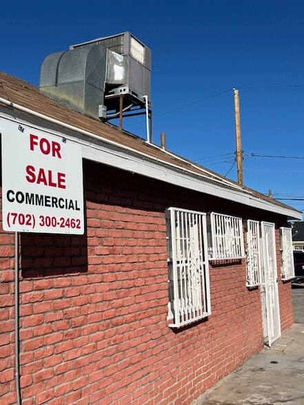 More Photos Of 1601 S Maryland Pky, Las Vegas Office For Sale