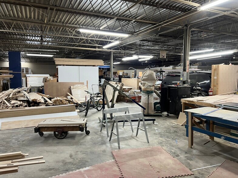More Photos Of 1332 Potts Ave, High Point Warehouse For Lease