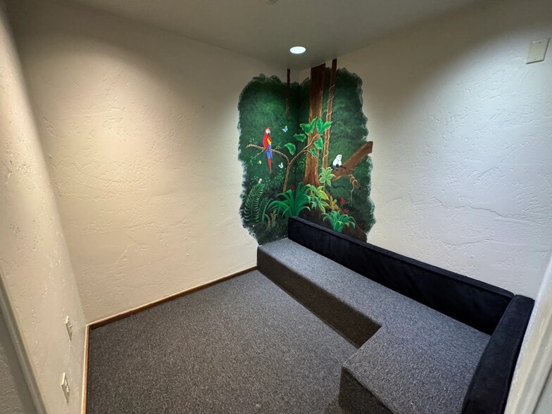 More Photos Of 218 E 10th Street Plz, Edmond Medical For Lease