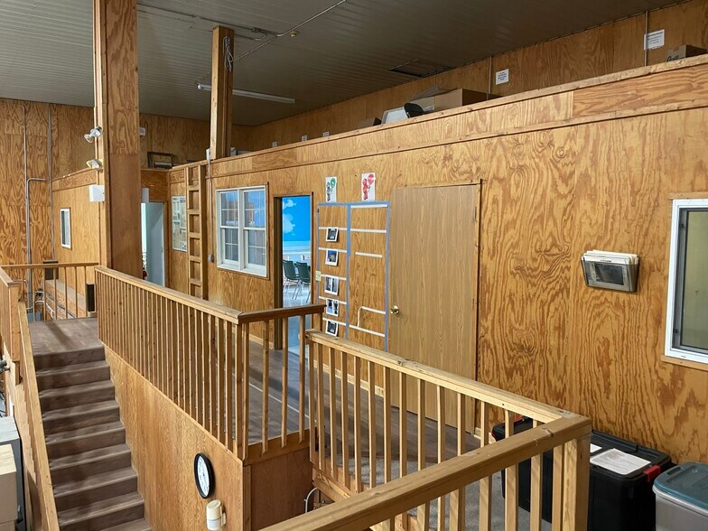 More Photos Of 17320 S Delia Ave, Plainfield Service For Lease