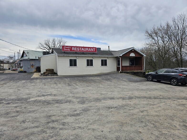 More Photos Of 2667 Erie Dr, Weedsport Restaurant For Sale