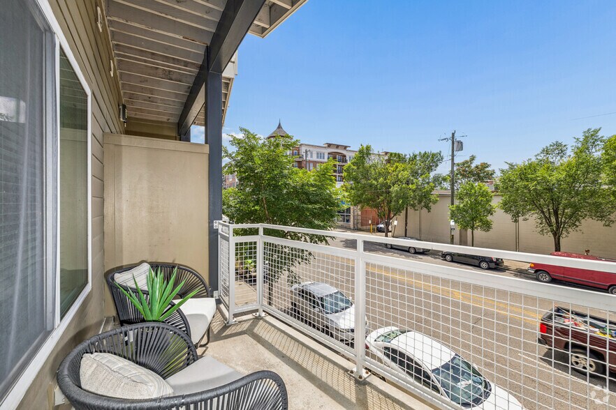More Photos Of 2904-2914 Short Vine St, Cincinnati Apartments For Lease