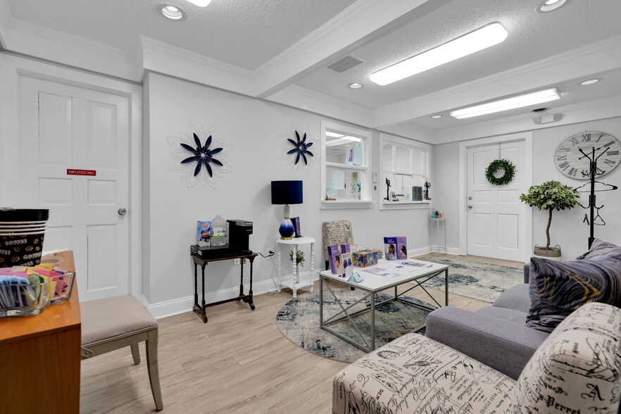More Photos Of 70 Schanck Rd, Freehold Medical For Lease